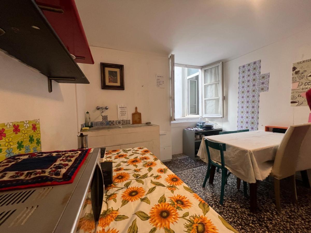 Hostello Genovese - 4