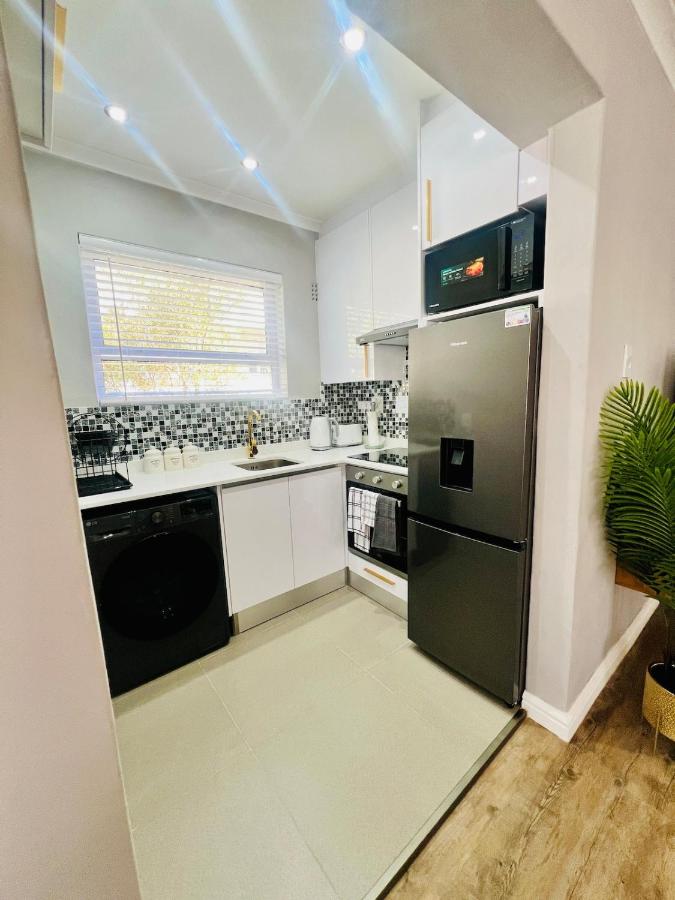 Tamboerskloof Studio Table Mountain View - 2