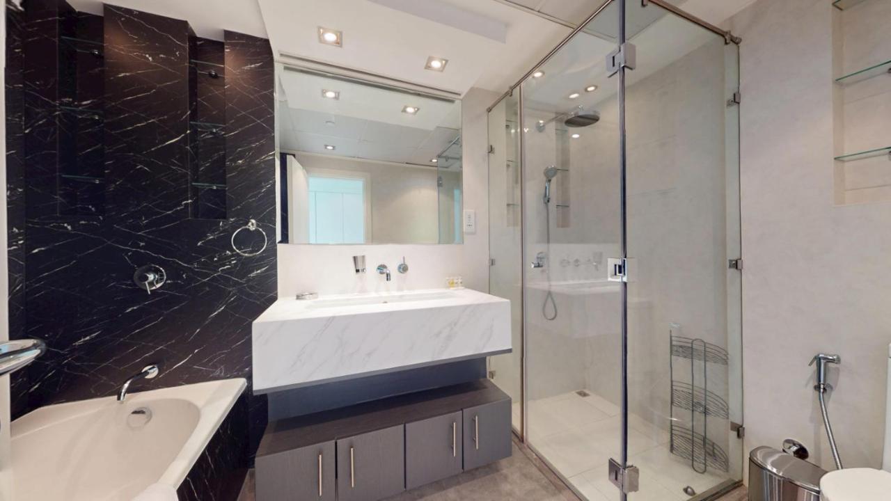 Vacationer Holiday Homes l Vibrant 2 Bed l City Skyline Views l Marina Walk - 3