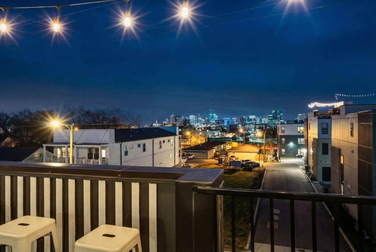 NEW Luxe 4BR 12 Beds - RoofDeck Views - Chefs Kitchen - 5