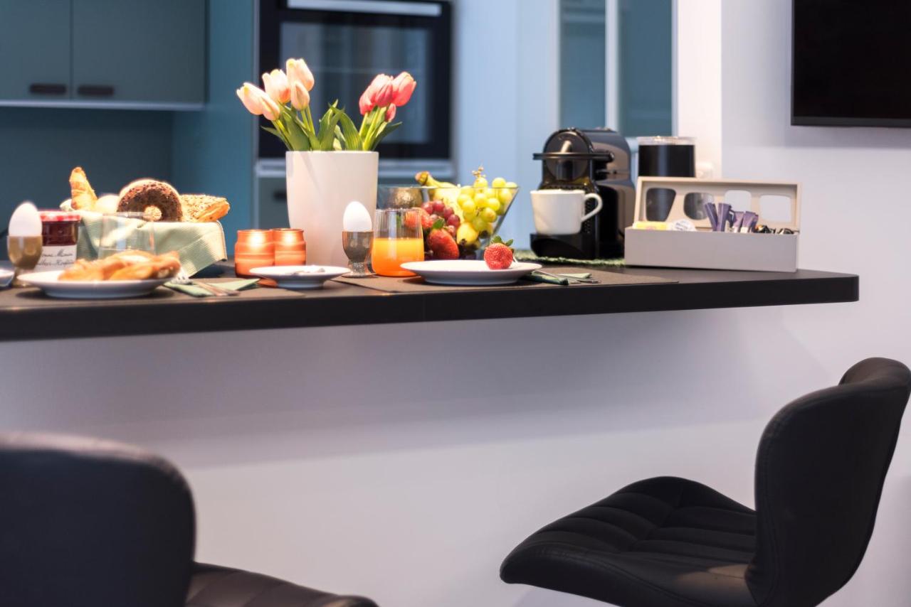 modernes Apartment bei Schlosspark Nymphenburg, Top Verkehrsanbindungen, free parking, perfekt für Business- City-Trips und Events