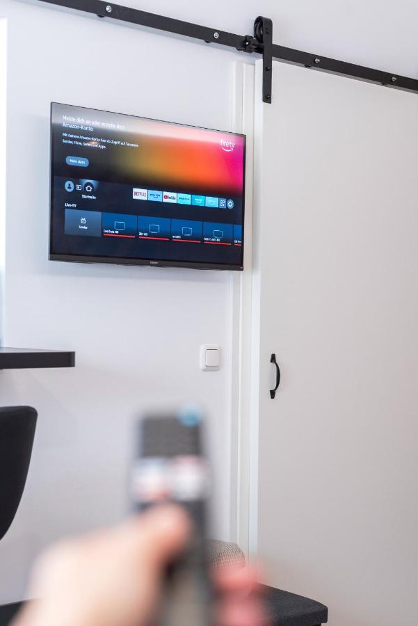 modernes Apartment bei Schlosspark Nymphenburg, Top Verkehrsanbindungen, free parking, perfekt für Business- City-Trips und Events