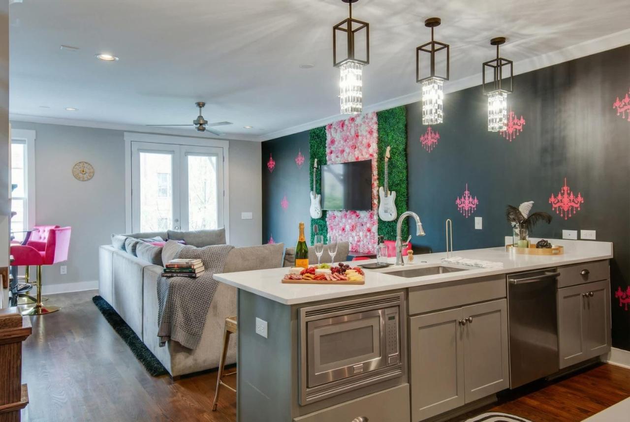 Close to the Gulch - BOOK TODAY - 2