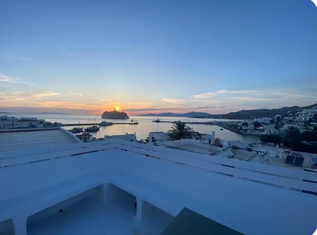 Mooi Manto Sunset Loft