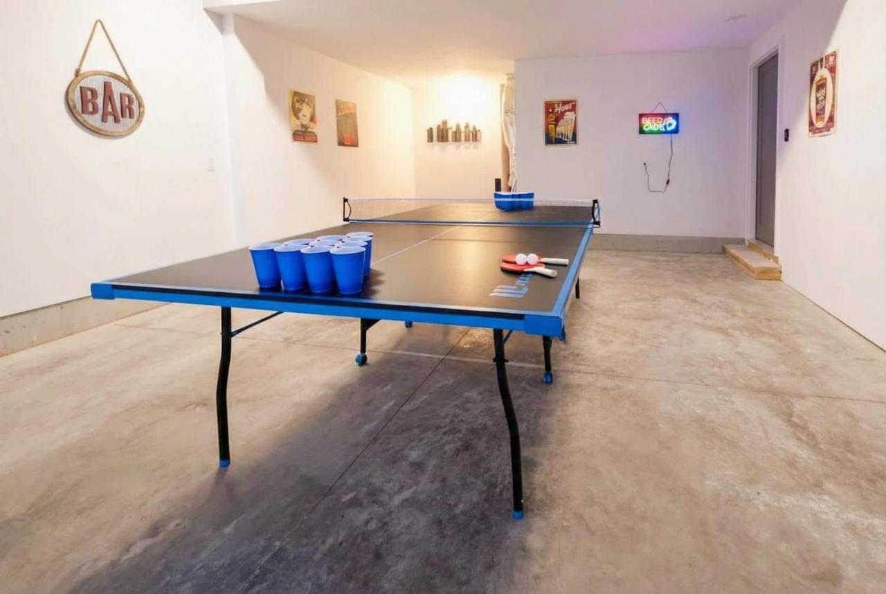 Downtown Luxury - 10 Beds & Free Parking - 3