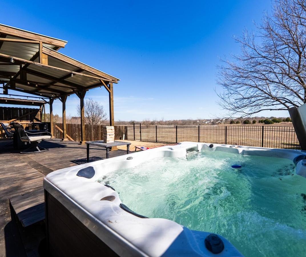 Stay Awhile Austin - An ATX Fun House - 4