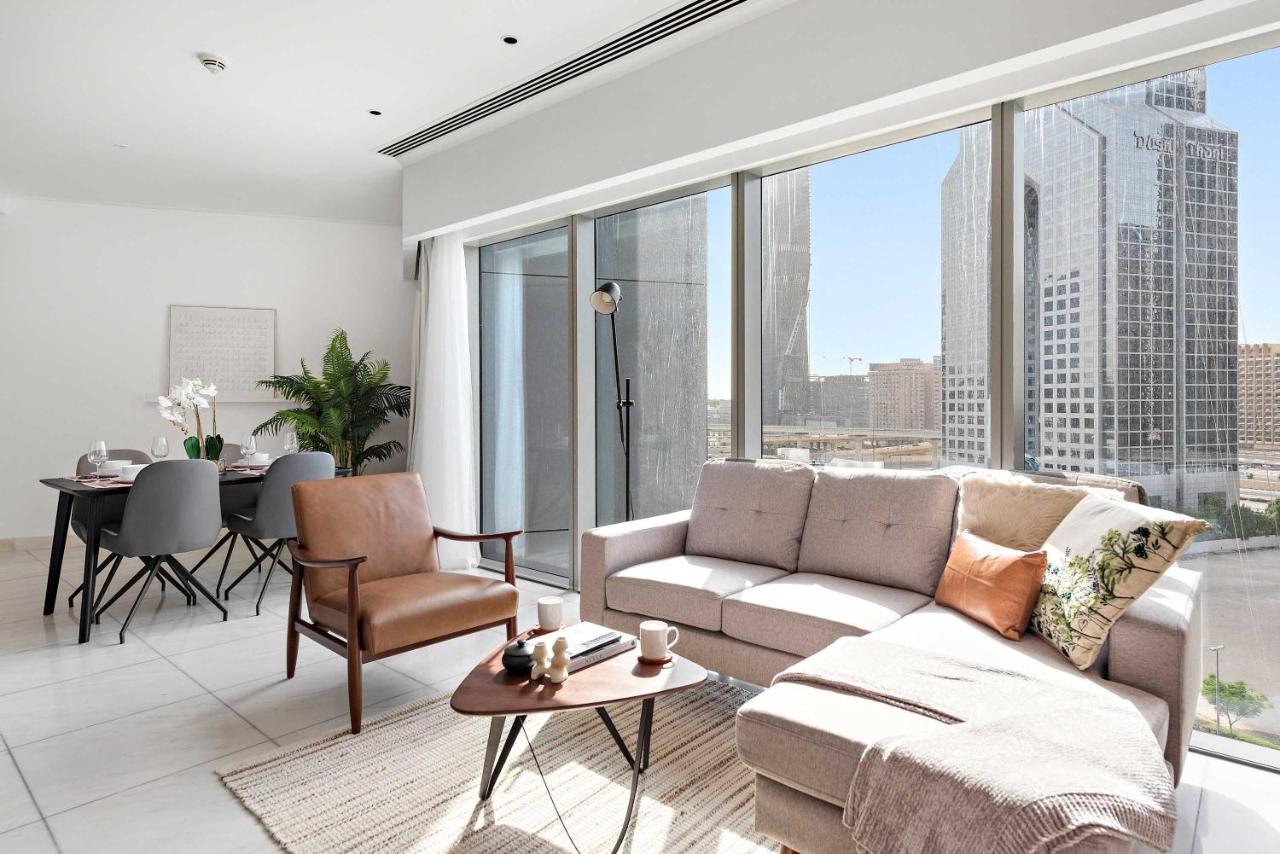 Silkhaus Vacation Homes Modern Studio in Central Park Tower DIFC - 2