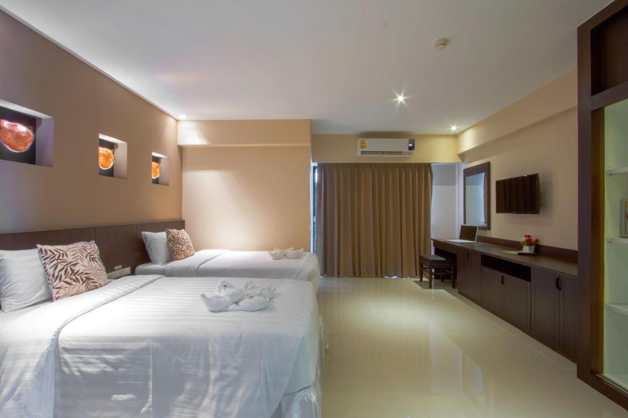 Chateau de Sukhumvit - 4