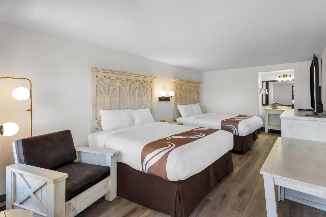 Rodeway Inn — photo 17