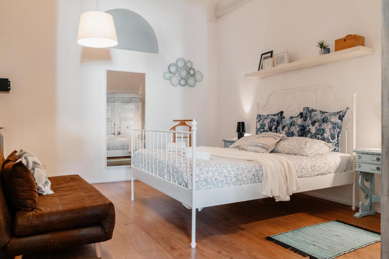 House of Happy Hours With TERRACE - 2