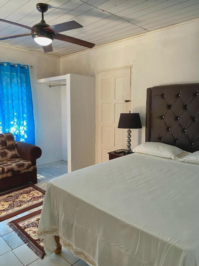 Noel Beach Villa - 2