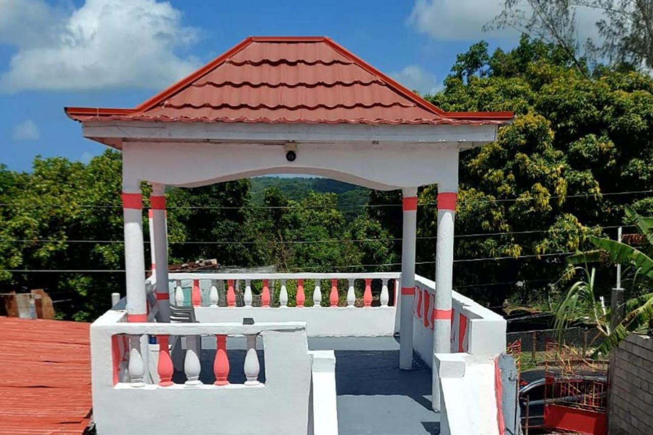 Charming 1-Bedroom House in St Thomas Jamaica - 5