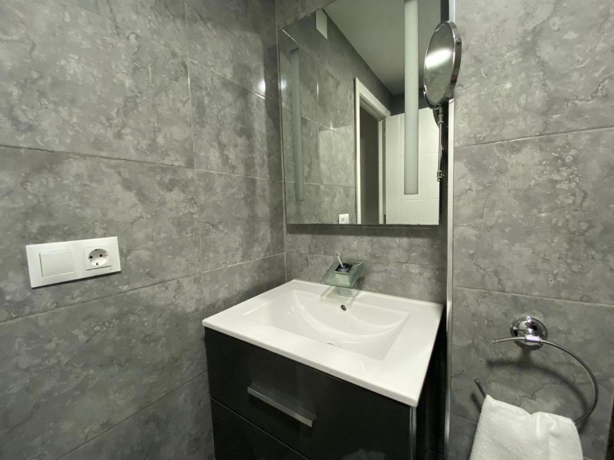 El estudio para 3 personas bicicletas gratis - 3