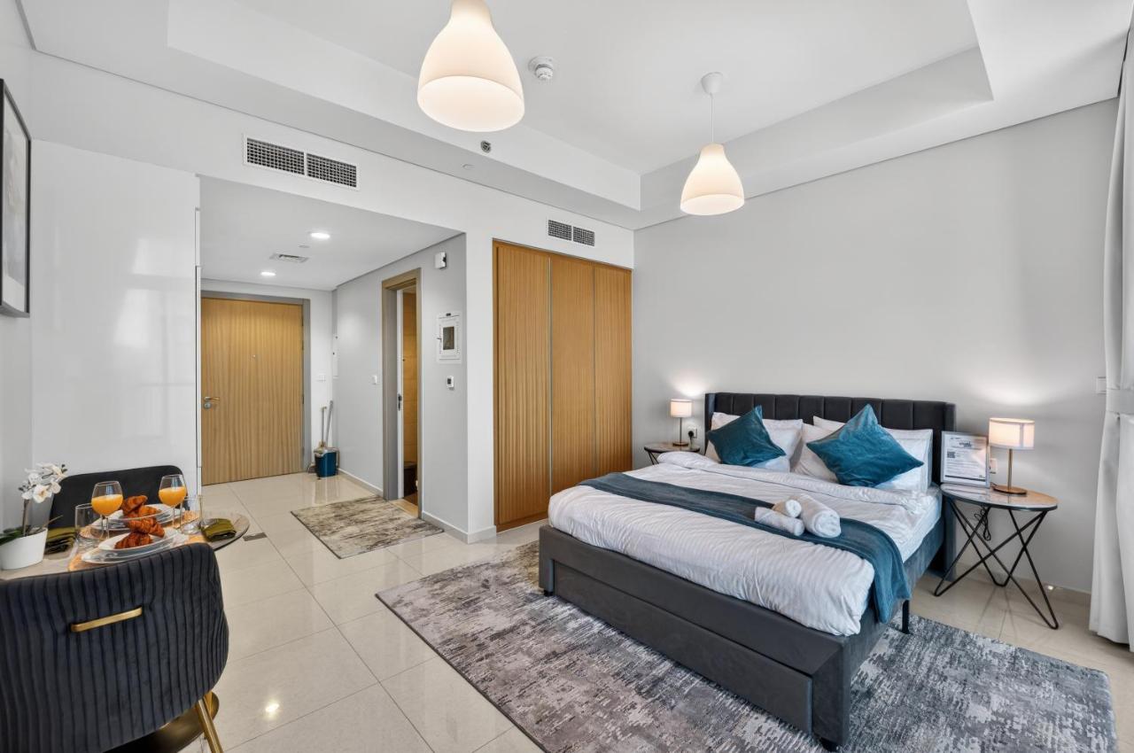 Dubai Business Bay Luxurious Studio with Canal View and access to Lagoon Pool - 5