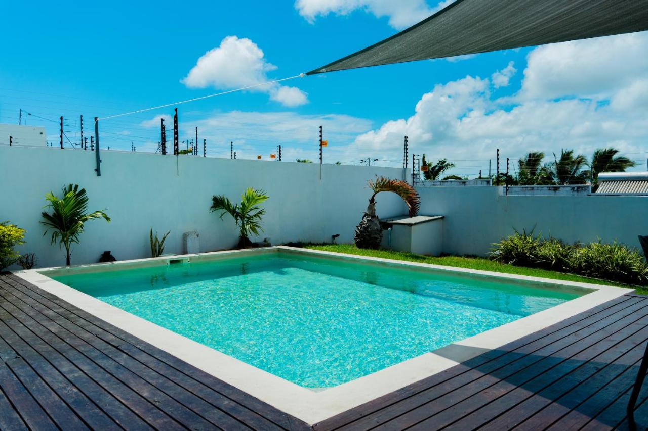 Villa Aaya Grand Baie, Private Pool,3 Bedrooms, 7 mins to Pereybere beach