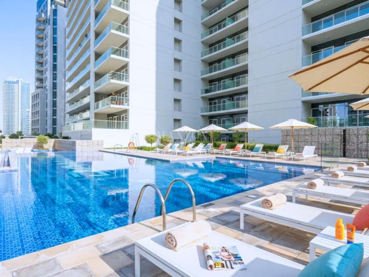 Business Bay Luxury Apt - 5min Burj Khalifa, Mall & Metro - 4