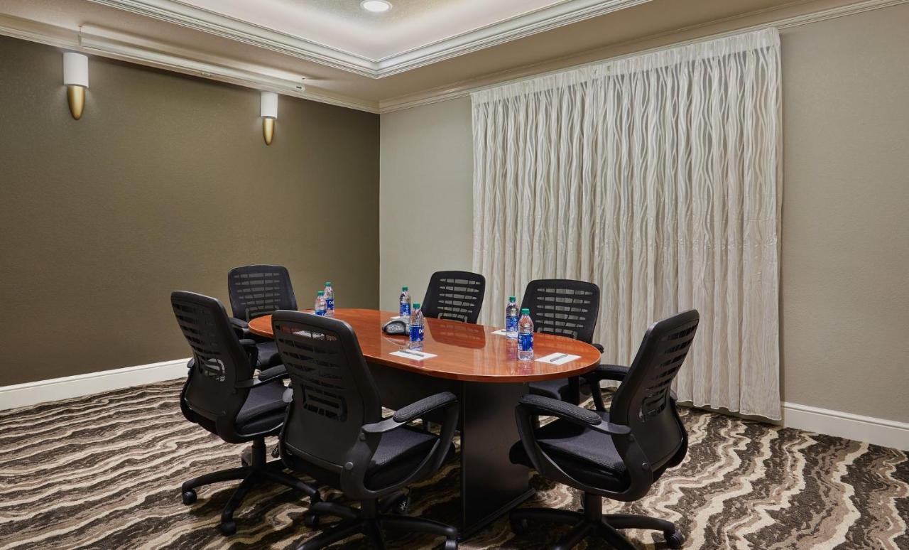 Greenland Suites — photo 14