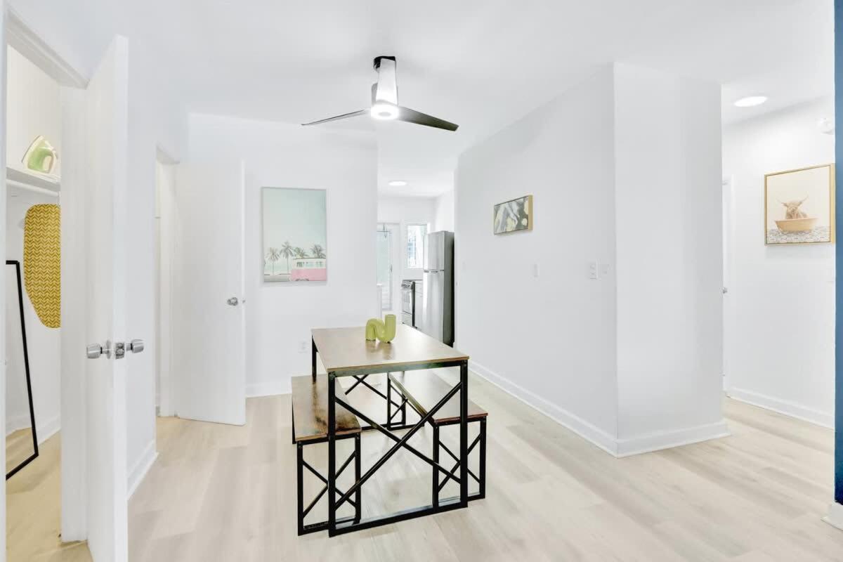 1BR Miami Beach Apt with King plus 2 Queens & Smart TV - 3