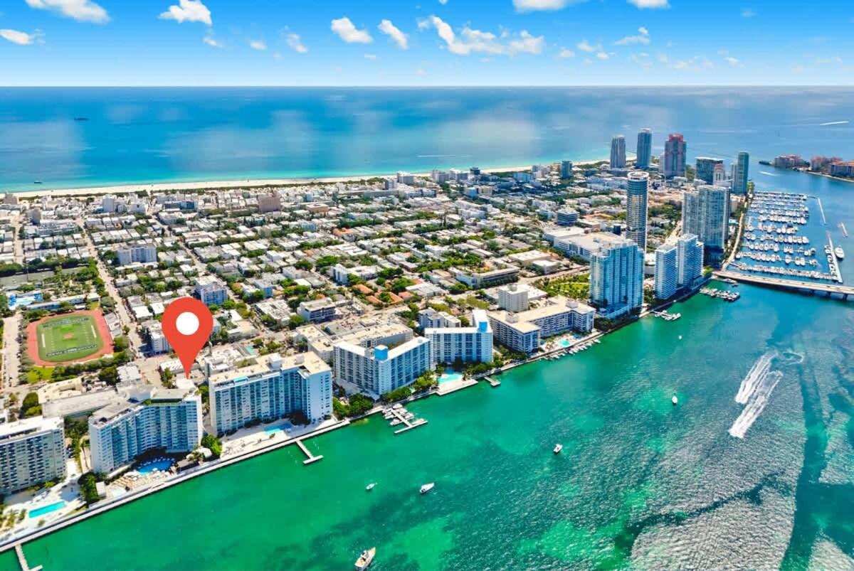 Modern Miami Beach Studio with King Bed - 5