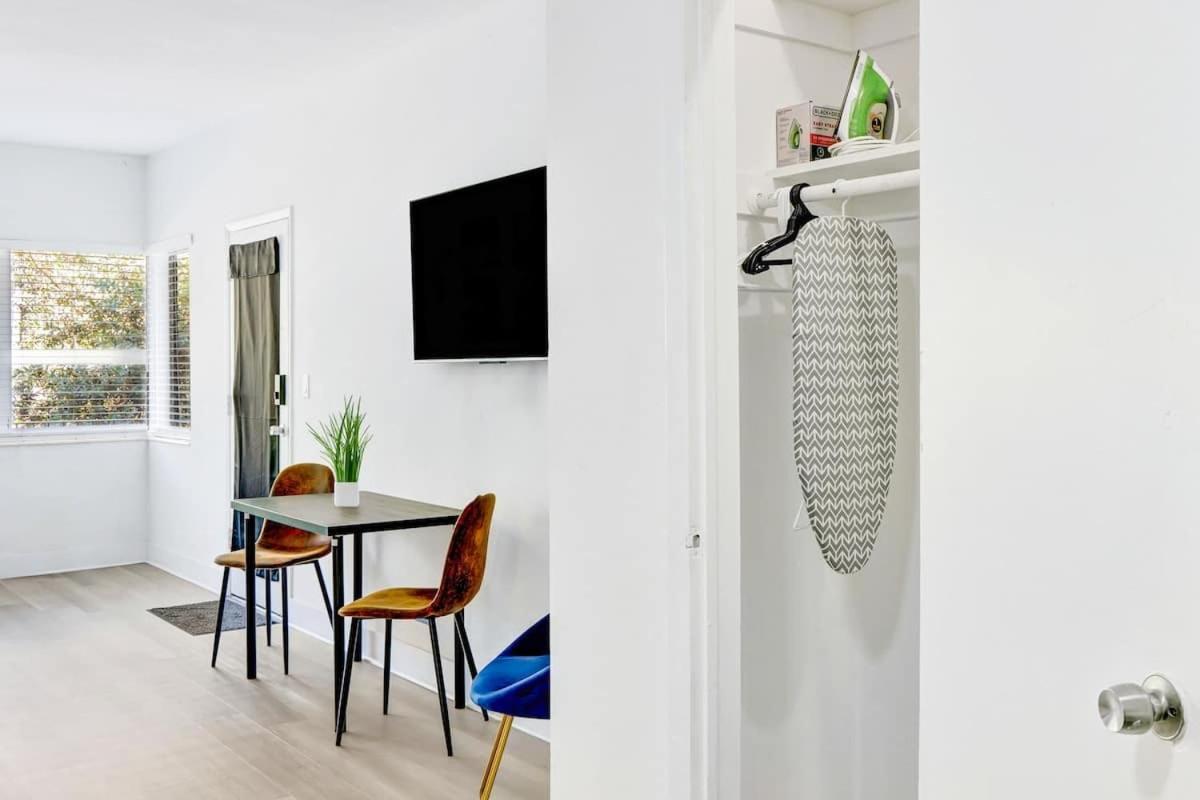 Bright 1BR Miami Beach Stay Near the Ocean - 2