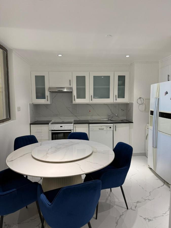 Sea View Spacious Apartment in JBR - 5