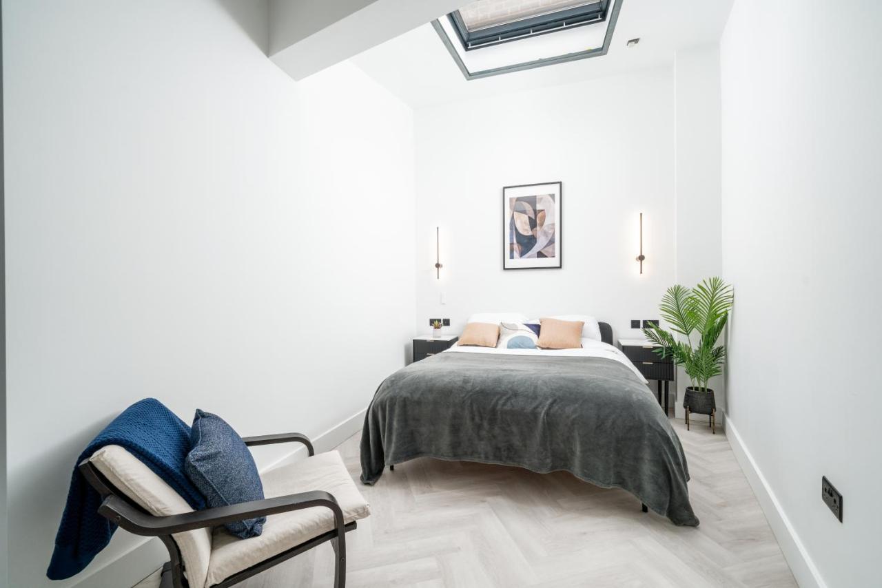 XL Executive 1 Bed Suite - Southwark - 2