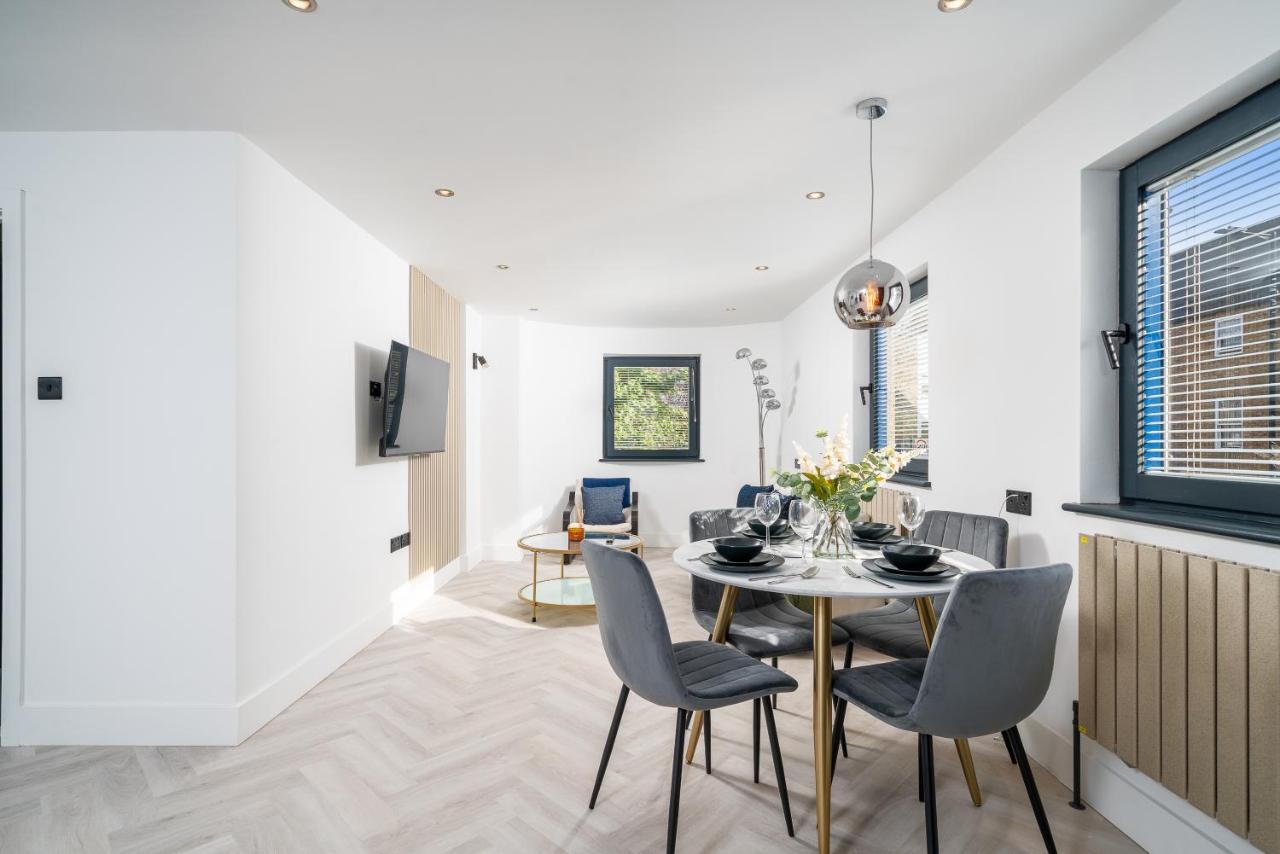 XL Executive 1 Bed Suite - Southwark - 4