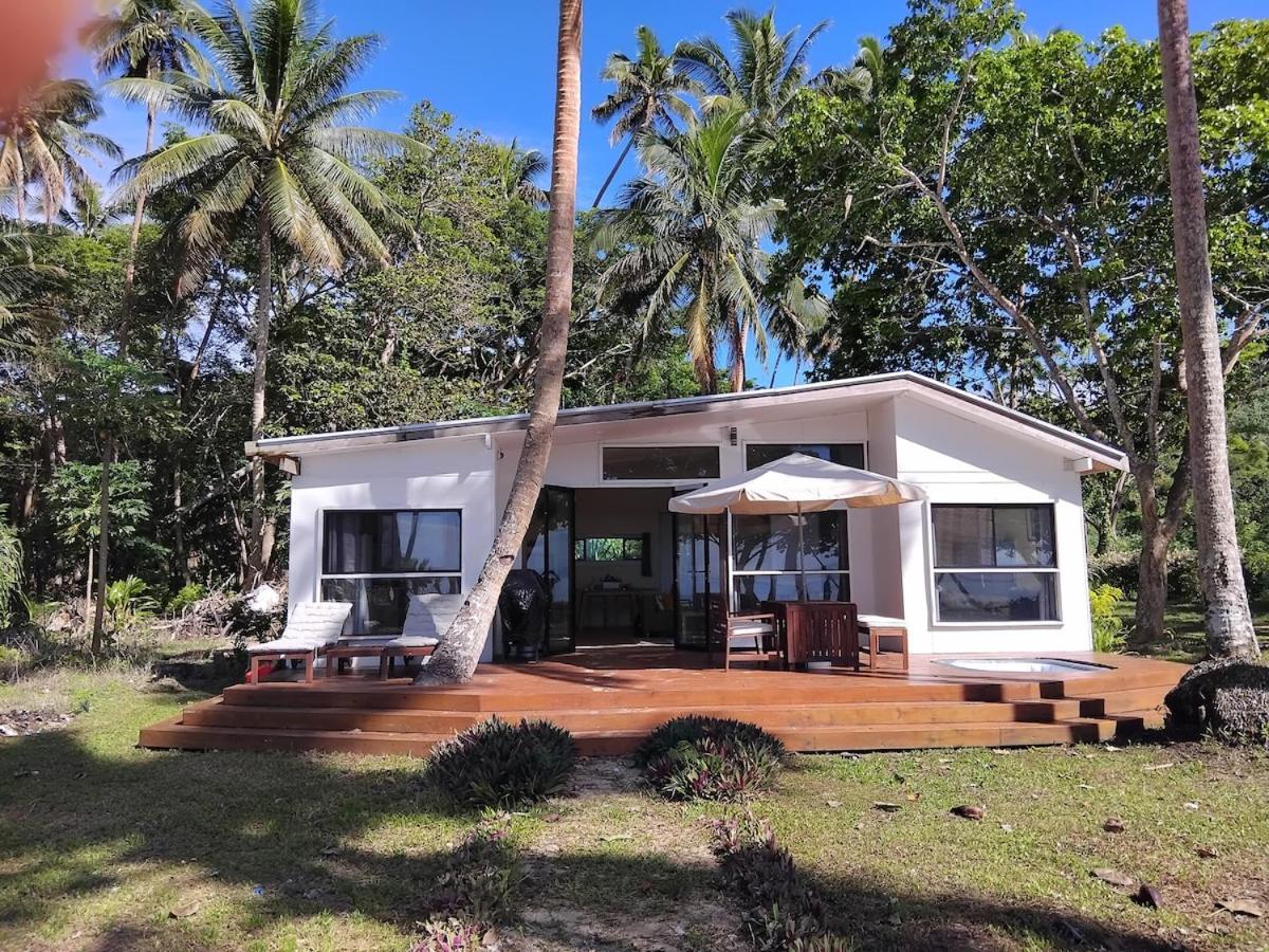Absolute Beachfront - 4
