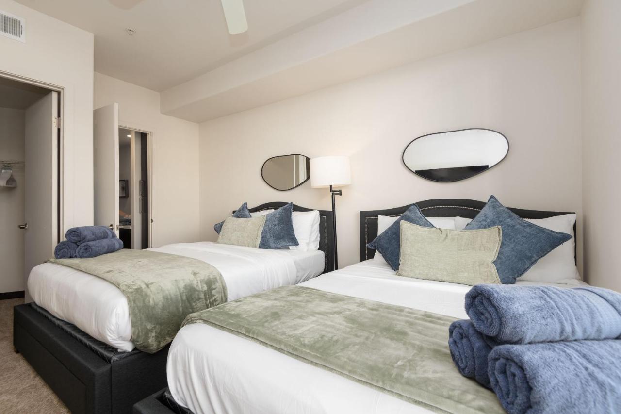 West Hollywood Chic Apartment - 5