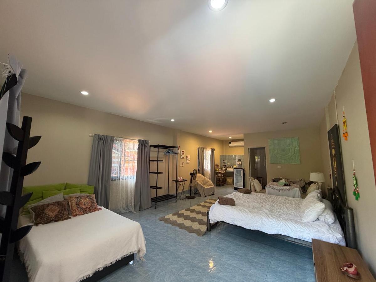 Rustic apartment at YaNui beach