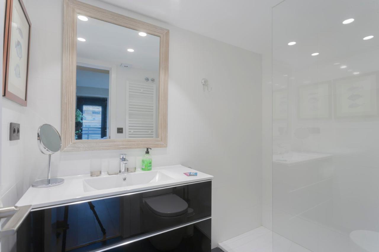 Luxury II, Madrid – Updated 2022 Prices