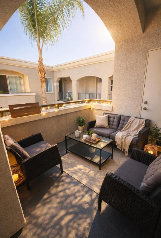 Marina Modern 2BR 2BA - 4