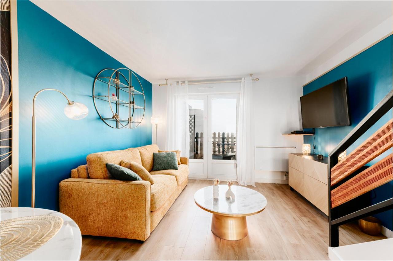 Bright 2-Bedroom Duplex Apartment near Gare Saint-Jean with Parking - 2