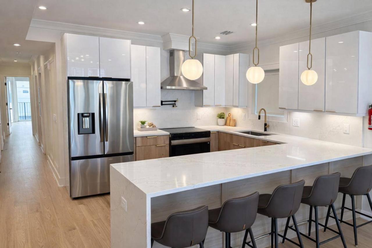 Upscale 3BR 2BA Apartment Near NYC Quick NYC Access - 4