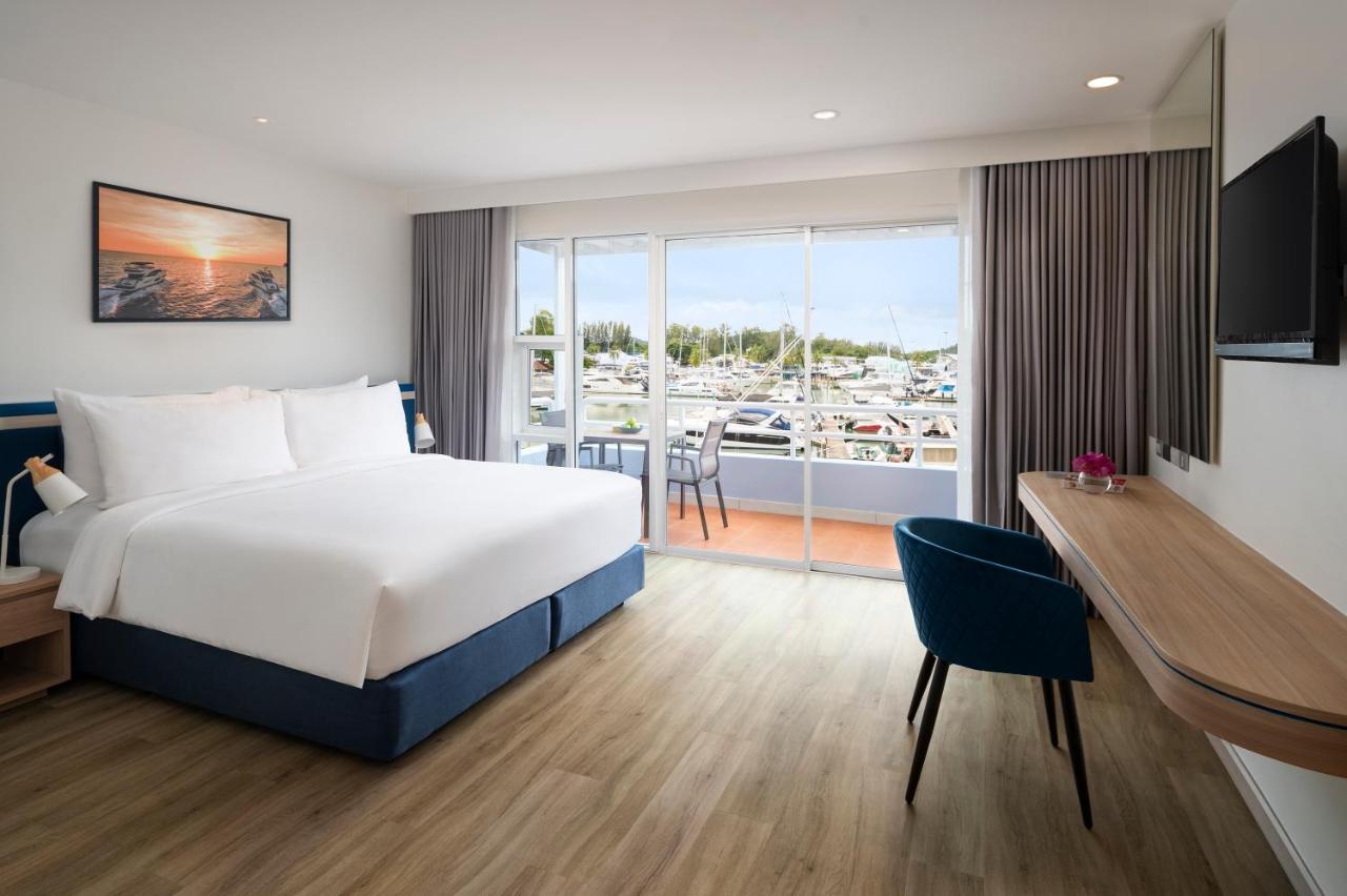 NH Boat Lagoon Phuket Resort - 2