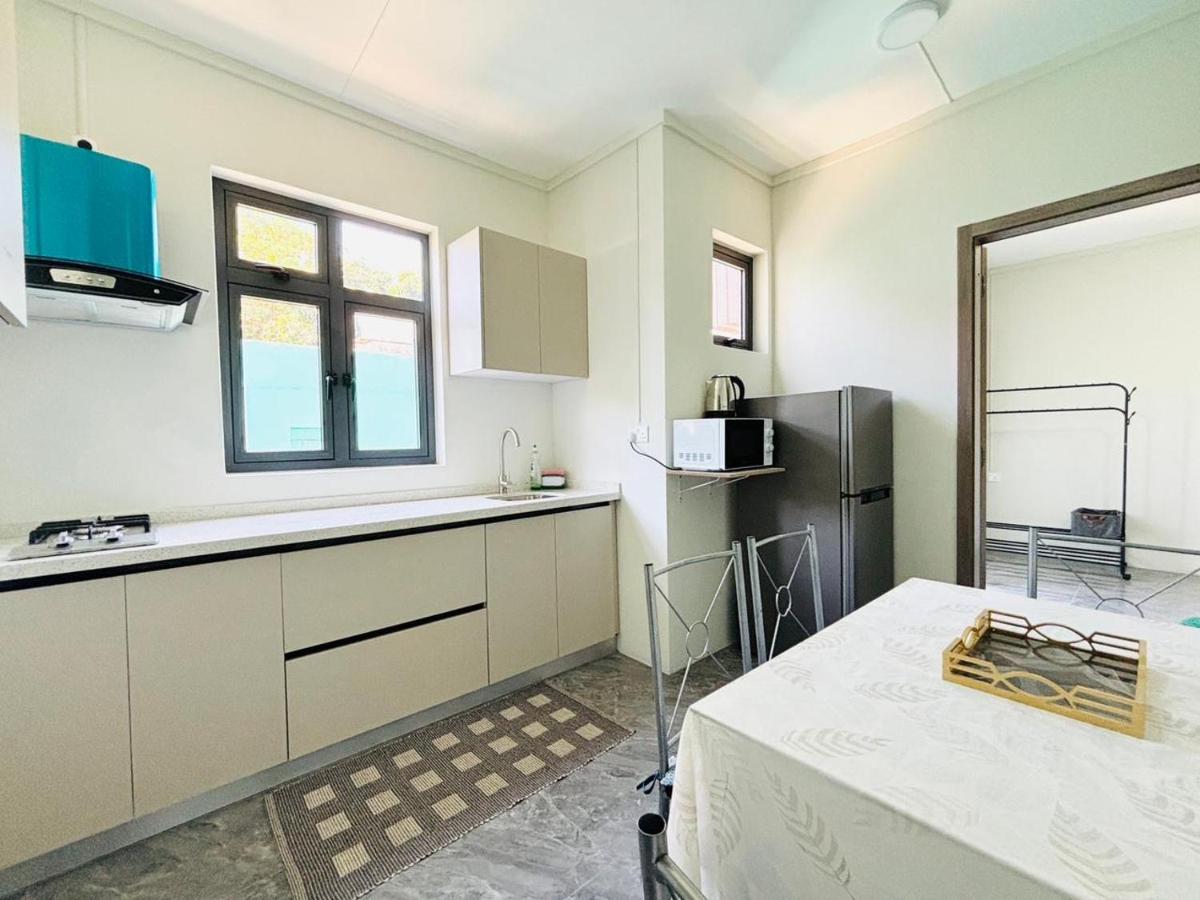 West14 Tamarin Bay - 4