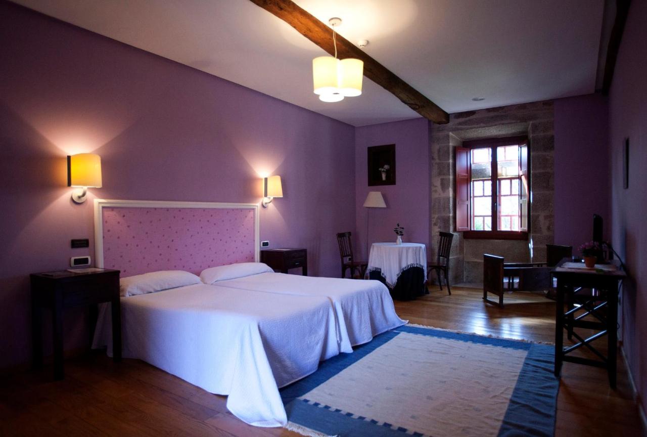 Rectoral de Castillon, Pantón – Updated 2022 Prices