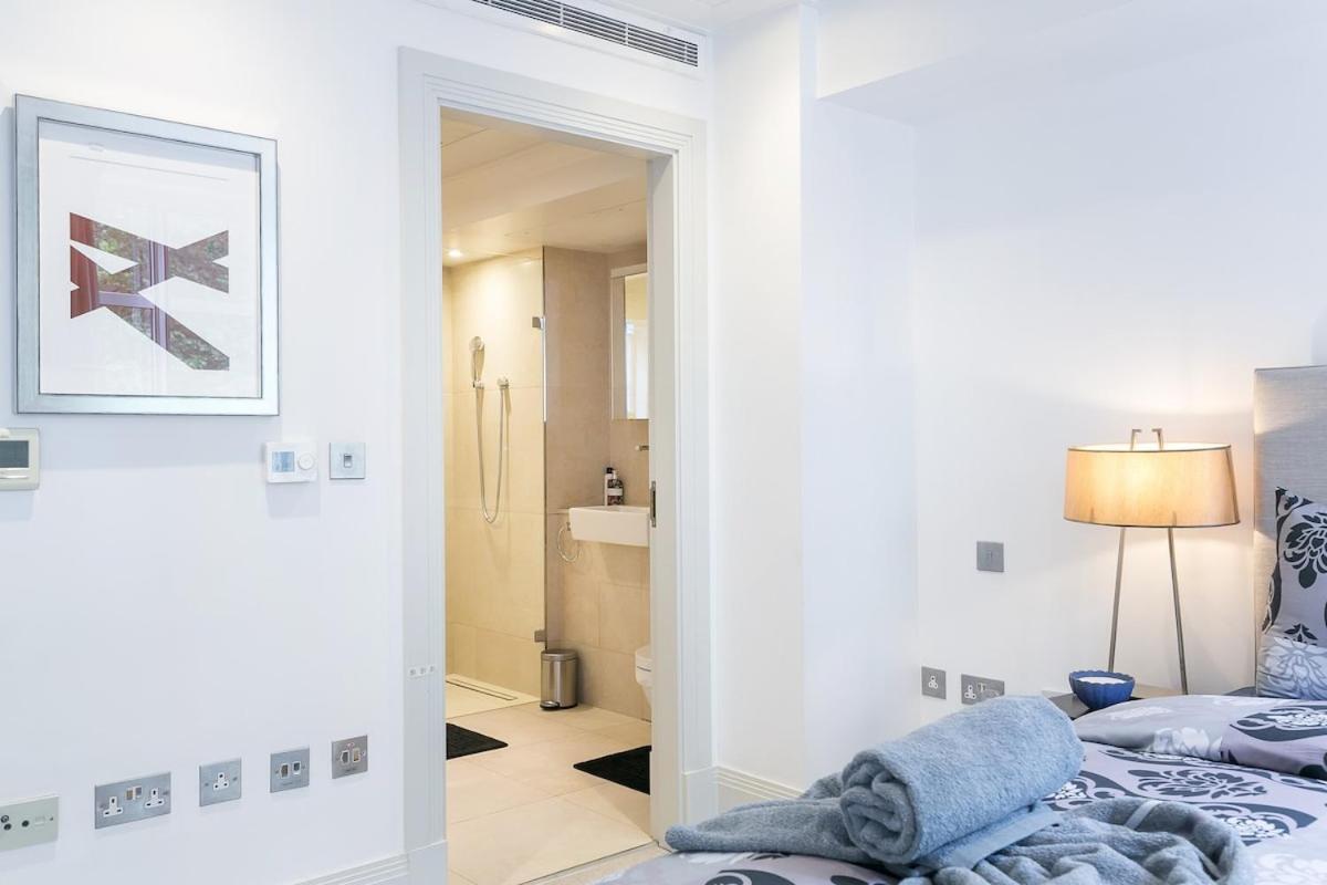 Luxury 2 bedroom flat Park Lane PL12B - 3