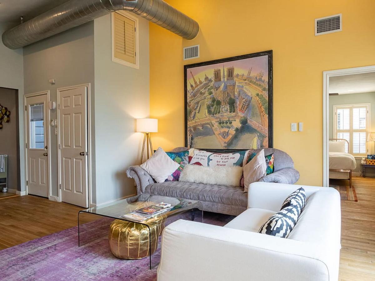 East ATX 3BR 2BA, Patio and Fire Pit Mins to Downtown by Austin Vacay - 4