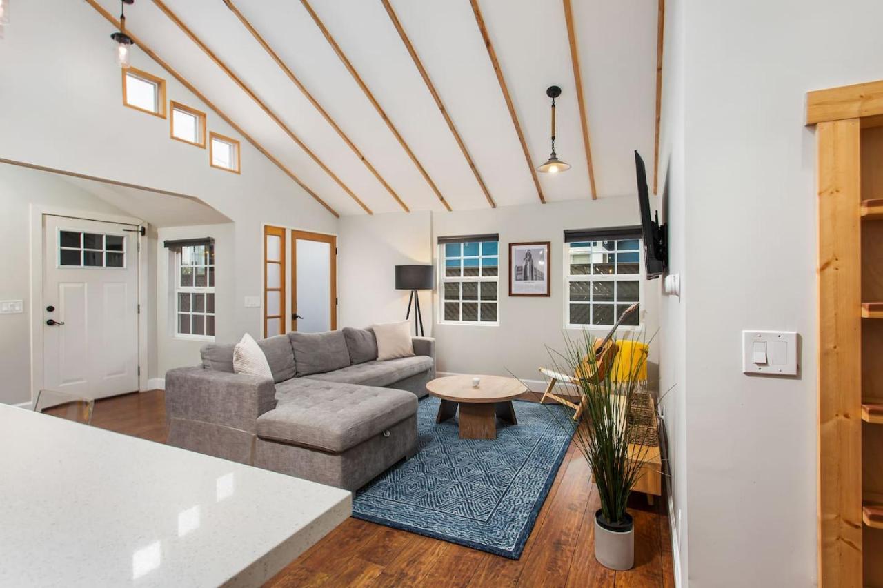 Downtown Culver City House w/ Backyard, AC & Garage - 5