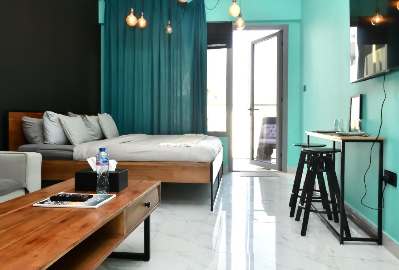 Industrial Chic Apartment Near AUH airport and Yas Island 2