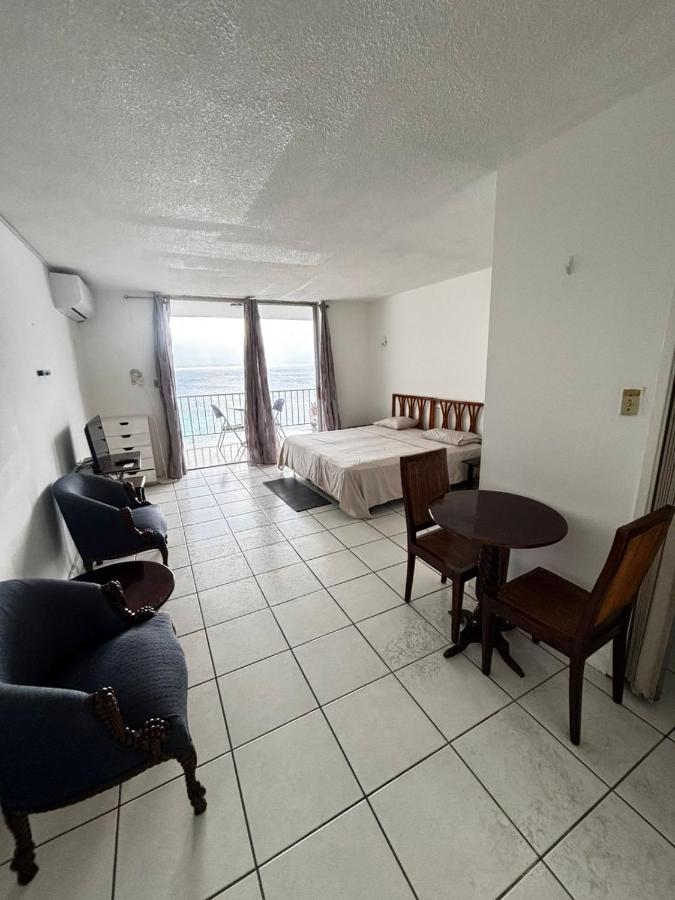 Beach View Studio - Montego Bay Club - 5