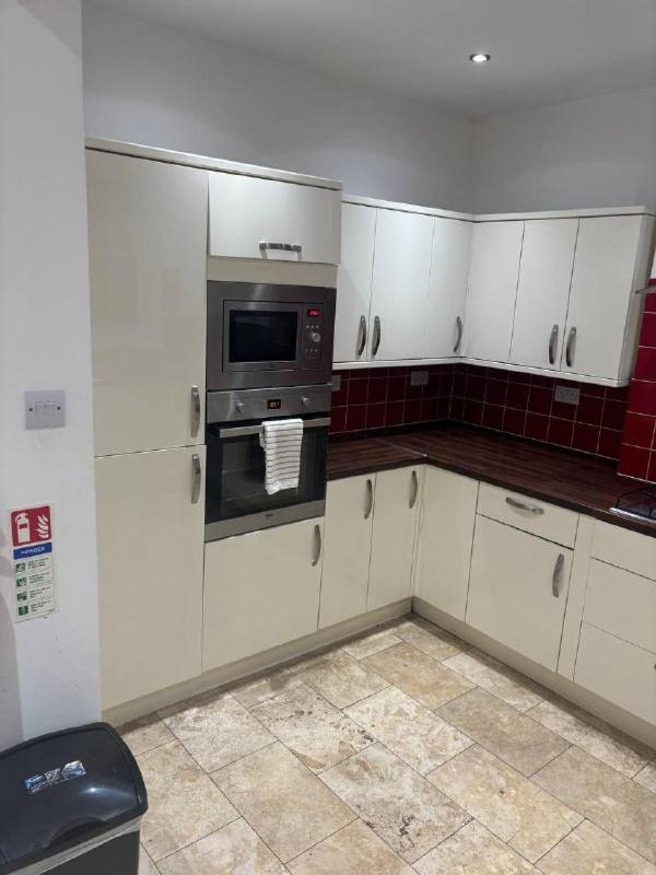 overbury crescents - 4