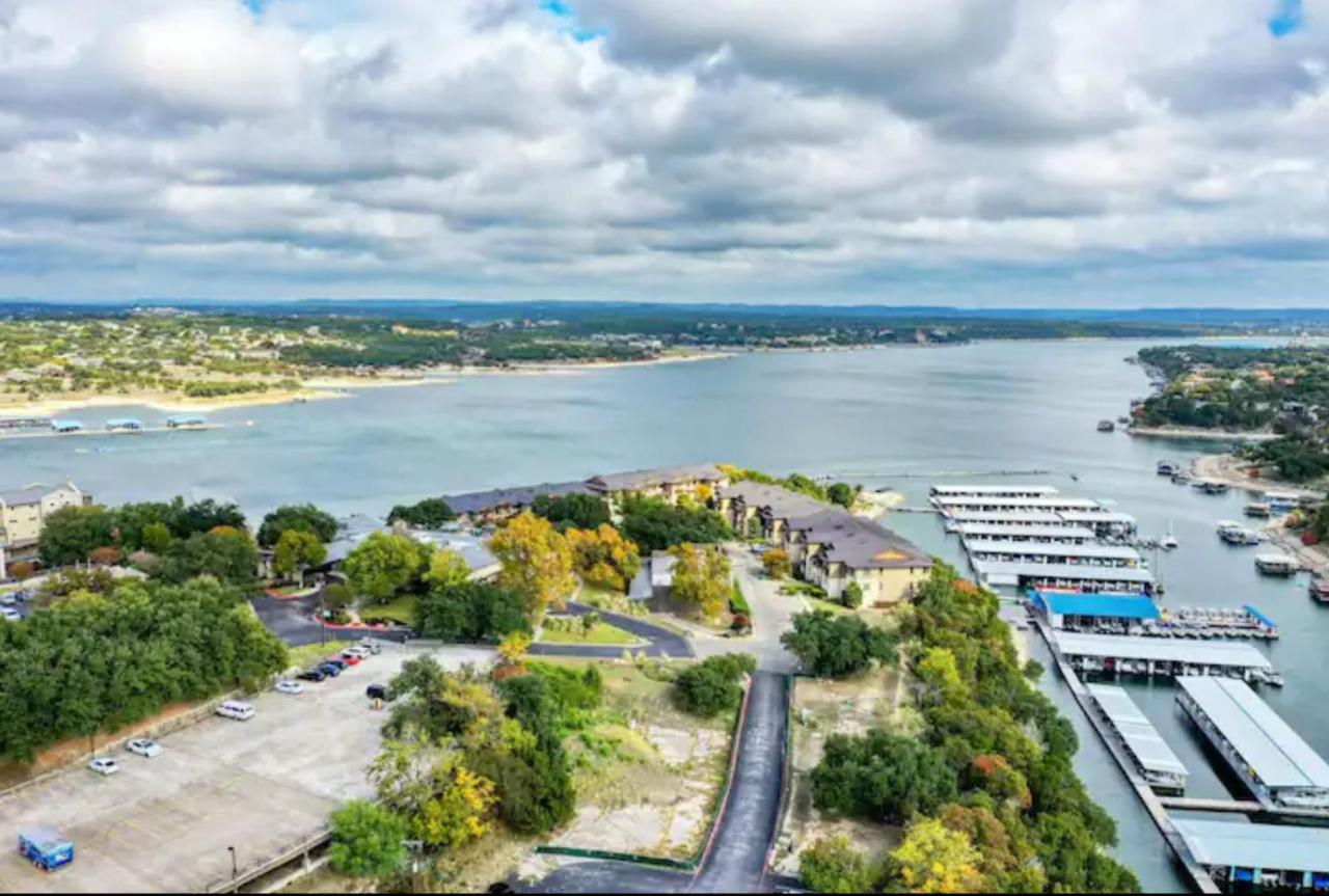 Lake Travis Tree Lodge — photo 19