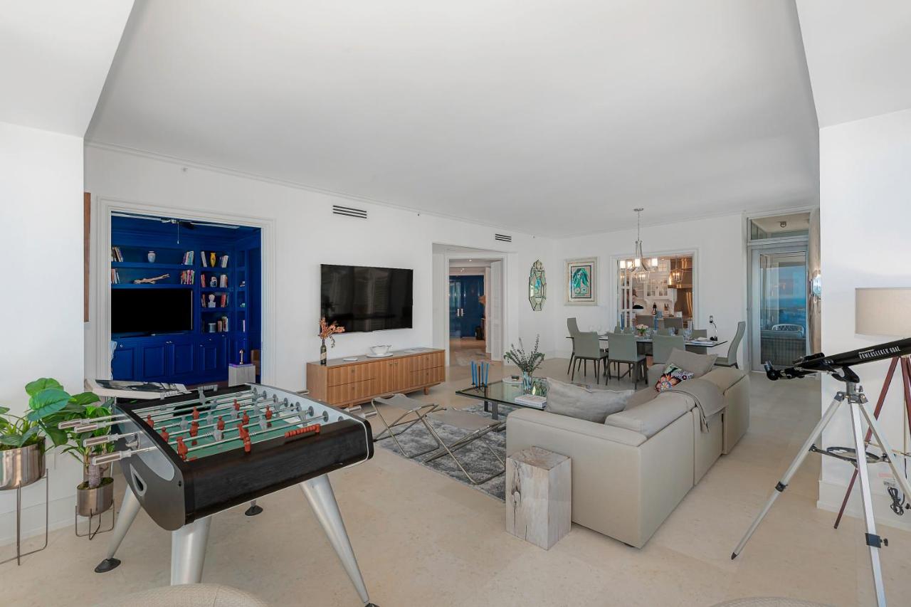 Ultra-Luxury 3 Bedroom Private Residence with Panoramic Views Four Seasons Miami - 3