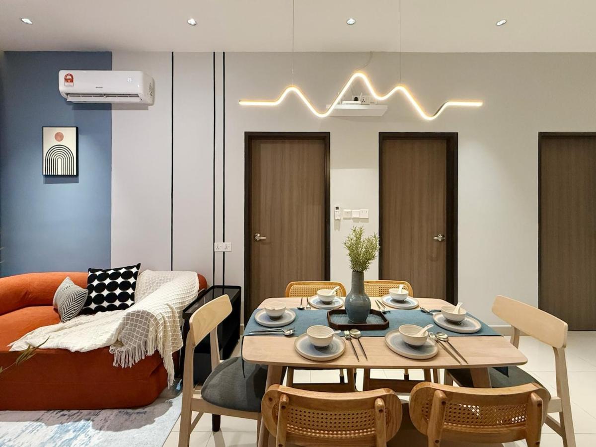 YHA Premium Stay - JB CIQ Nearest Walk - Opp RnF - 5