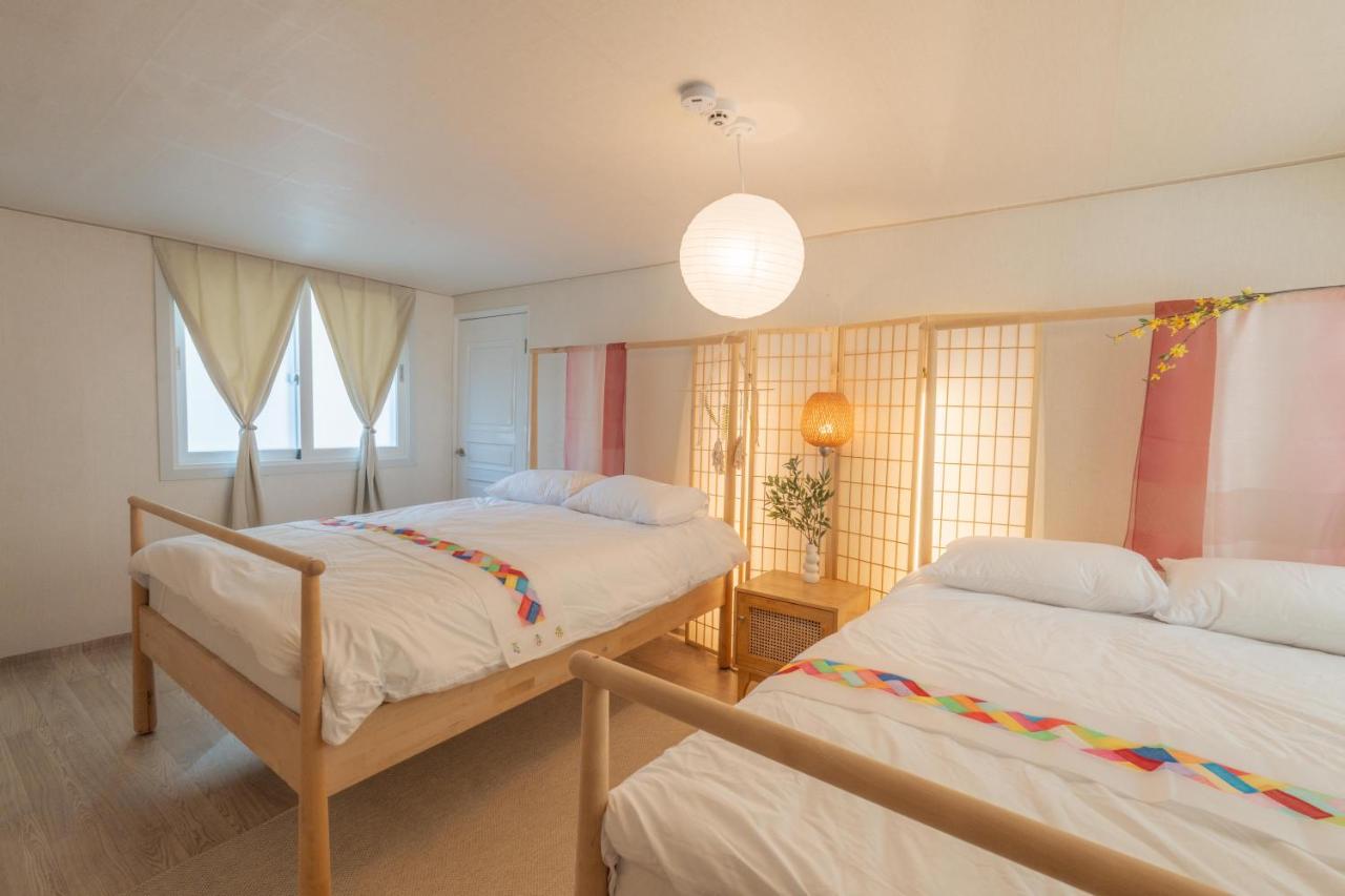 1m Walk Stn, 3BR,12pax, Near the airport bus, DDP 15 mins - 2