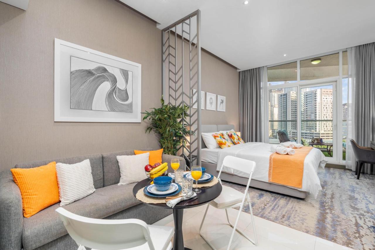 Boutique Apartment Canal Views - Downtown