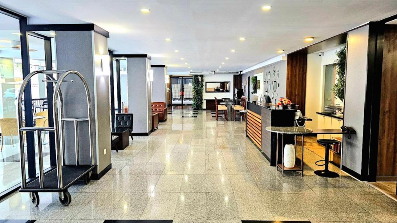 Dynasty Grande Hotel - 2