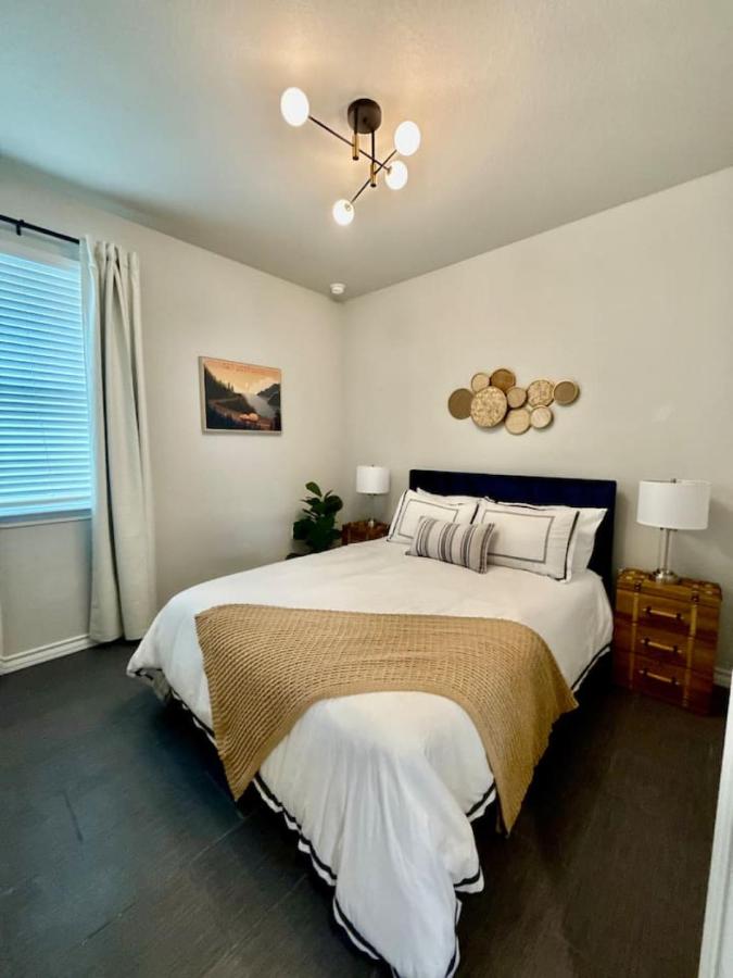 Family and Pet Friendly 3BR Near AUS Airport - 2